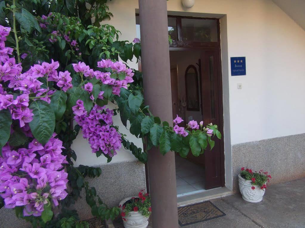 Apartment Tina Zadar Exterior foto